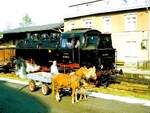 Dampflok 86 1001-6 1983 in Crottendorf/DDR.Heute ist diese Szene vergangenheit,denn die Strecke nach Waltersdorf wurde 1993 stillgelegt.Archgiv P.Walter