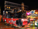 Da sagt die Frau, lass uns zum Weihnachtsmarkt nach Essen-Steele gehen, da steht eine Dampflokomotive und so war es dann auch.