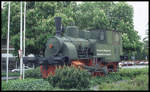 Denkmal Lok T 3, Baujahr 1912, am 21.5.1995 auf dem Bahnhofsvorplatz in Nordhorn.