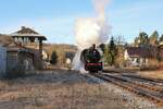 94 1538 (DPN 77126) fuhr am 29.12.19 von Ilmenau über Arnstadt nach Katzhütte. Hier ist die Lok beim umsetzen in Rottenbach zu sehen.