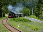 Die BR 94 der Rennsteigbahn auf dem Weg von Sttzerbach zum Bahnhof Rennsteig, kurz vor dem Endbahnhof.