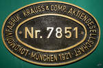 Fabrikschild der R 3/3  4701  im August 2018 im Eisenbahnmuseum Koblenz.