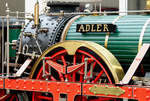 06.September 2014 im Dampflokwerk Meinigen. Der  Adler  stand am Halleneingang. Der 1935 von der Deutschen Reichsbahn im Aw Kaiserslautern hergestellte Nachbau des Originals wurde bei dem Brand im Depot des Verkehrsmuseums am 17. Oktober 2005 schwer beschädigt. Am 7. November hob ein Bergungstrupp der Preßnitztalbahn mit einem Autokran das Wrack aus den Trümmern des Lokschuppens und brachte es zum Dampflokwerk Meiningen. Die Rekonstruktion lief Mitte April 2007 an und war im Oktober 2007 abgeschlossen.