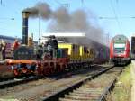 Der Adler Zug  am 11.05.2008 auf Gleis 14 und ein RE auf Gleis 13 in Nrnberg Hbf.