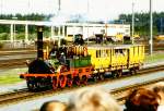 Der  Adler  mit den passenden Wagen auf der Fahrzeugparade  Vom Adler bis in die Gegenwart , die im September 1985 an mehreren Wochenenden in Nrnberg-Langwasser zum 150jhrigen Jubilum der Eisenbahn