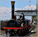 Am 22.05.2011 war der Nachbau der Dampflok  Adler  zu Gast bei der Feier von 10 Jahre DB Museum in Koblenz-Ltzel. (Hans)