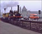 120 Jahre Bahnhof Konstanz. Anlass für einen Besuch des Adlers, hier an der Rheinbrücke. Auch wenn die Strecke heute betrieblich zur Schwarzwaldbahn gehört, so ist sie doch das Ende der badischen Hauptbahn, daher von mir zur Hochrheinbahn zugeordnet. Konstanz, Mai 1983.