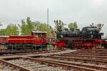 DB 332 306-0 & ELNA 146 BLE im Eisenbahnmuseum Bochum Dahlhausen, April 2025.