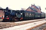 Walsum 5 (heute mit Tender unter dem Namen  Speyerbach  unterwegs) mit dem Museumszug des Arbeitskreises Bochum-Dahlhausen der DGEG zu Gast auf den Gleisen der Westf�lischen Landeseisenbahn nachdem die DB 1977 Dampflokomotiven von ihren Gleisen verbannt hatte. Die Abteilwagen haben ihren Betriebseinsatz inzwischen hinter sich und sind im Eisenbahnmuseum Bochum-Dahlhausen ausgestellt.