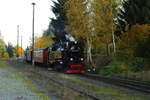 Einfahrt von 99 7243 mit P8965 aus Gernrode am 23.10.2016 in den Bahnhof Hasselfelde.