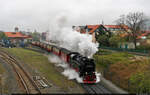 99 7247-2 (99 0247-9 | 99 247) dampft hinauf zum Brocken und wurde ganz zu Beginn ihrer Fahrt in Wernigerode Hbf fotografiert.