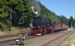 Am 01.07.15 verließ 99 236 mit einem Personenzug hinauf zum Brocken den Bahnhof Schierke.