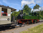 IV K Dampflok 145 (99 555) der Zittauer Schmallspurbahn (S�chsisch-Oberlausitzer Eisenbahngesellschaft) mit Sachsenzug im Bf Jonsdorf am 27. Juli 2024.