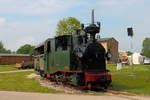 Auf schmaler Spur unterwegs, der Nachbau der Sächsischen I K auf 750 mm.
So gesehen beim 2. Märkischen Feldbahnfest im Ziegeleipark Mildenberg. am 14.05.2017.
