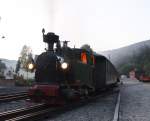 Neubau IK 54 sich am Abend des 15.07.09 gegen 21:35 Uhr im Bahnhof Schmalzgrube kurz vor der Rckfahrt nach Jhstadt.