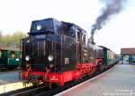 99 782 wartet am 04.06.2006 im Bahnhof Putbus LB auf die Ausfahrt nach Ghren.