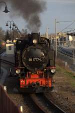 99 1777-4 bei der Abfahrt in Radebeul Ost.11.04.2015 18:56 Uhr  