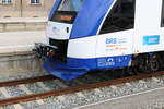 Transdev BRB Alstom Lint 54 in München Hbf am 14.08.20 mit großem Schneepflug