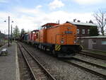 Neben dem Schmalspurbahnhof in Klostermansfeld stand,am 24.April 2023,die 110 171 und mehrere,andere Lok`s für die Lokwerkstatt.