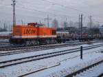 Lok mit der Nummer 201 der LOCON am Haltepunkt Magdeburg-Eichhenweiler am 02.01.2009