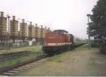 Vllig berrascht war ich am 17.05.99 am Bahnhof Grobothen als ich diese Garnitur als RB nach Glauchau(Sachs) gesehen habe. Eigentlich waren Planmig Triebwagen der Baureihe 628.4 eingesetzt. Noch erstaunlicher war die Lnge des Zuges, welcher aus 2 mal 202 ( 202 819-9 und202 586-4 ) 3 mal Bom und einem Dduu zur Farradbefrderung bestand. 