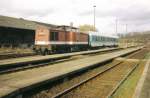 202 290-3 steht mit RB nach Chemnitz Hbf in Rochlitz. Bild vom 14.11.98