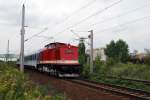 112 326 der Press mit Interregio-Wagen in Leuna Werke Nord (04.08.2007)