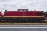 Seitenblick auf ex-DR 112 364 aus Stassfurth am Mittag von 26 Mai 2022 in Nördlingen.