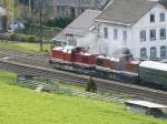 Der letzte Zug des Tages DGS 89756 verlt den Bahnhof Markersbach. Vorspann 112 326, Zuglok (kalt) 112 516. 01.05.2008