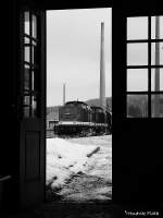 Ein anderer Blick auf die Dieselloks der Baureihe 112. So gesehen am 29.11.2008 in Cranzahl. 