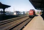 202 565-8 am 20.05.2000 in Gera Hbf. Sie brachte die RB26164 von Meltheuer.