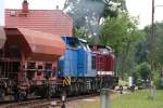 204 013-3 der PRESS und 202 646-6 der DB Erzgebirgsbahn rangieren am 28.05.09 im Bahnhof Markersbach. 