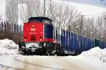 202 264 der WFL rangiert im Stralsunder Sdhafen mit leeren Holzwagen am 10.02.2010