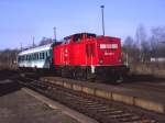 202 743-1 fhrt in bahnhof Narsdorf ein mit seine RB nach Rochlitz am 22.3.2000