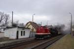 112 708 + 52 8154 mit Kohlezug am 06.02.2011 in Bornitz