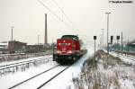 ADAM 22 (202 241-6)  Spike  Uwe Adam EVU GmbH fr HLG - Holzlogistik und Gterbahn GmbH mit einem Gterwagen in Rathenow und fuhr in Richtung Wustermark weiter. 12.12.2012