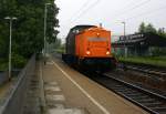 202 271-3 der BEG kommt als Lokzug die Kohlscheider-Rampe hoch aus Richtung Neuss und fährt in Richtung Aachen-West und fährt durch Kohlscheid bei Regenwetter am Moregen vom 27.5.2014.