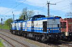 D&D Eisenbahngesellschaft mbH, Hagenow mit der Doppeltraktion  1702  [NVR-Nummer: 92 80 1203 130-0 D-DUD] +   1701  [NVR-Nummer: 92 80 1203 110-2 D-DUD] am 10.05.21 Durchfahrt Bf. Saarmund