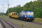 Am 07.07.26 wartete 203 208 der S�kmen Train Logistik mit einem Kran in Muldenstein auf die Ausfahrt Richtung Bitterfeld. 