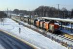 Mit einem Kesselzug durchfahren V160.6 und V160.7 der HVLE am 4.12.2010 den Bahnhof Doberlug-Kirchhain.
