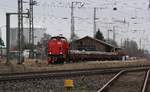 Gleisbauarbeiten an Gleis 7 in Anklam am 18.03.2019 - 203 114-4 WFL Lok 22 mit Schwellenzug in der Baustelle.