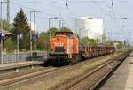 HVLE V 160.3 / 203 105-2 D-HVLE mit Langschienen Richtung Züssow. Hier Anklam durch am  28.04.2020.