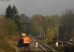 Locon 215 mit ihrem Bauzug von Rottweil nach Villingen bei der Durchfahrt Rottweil Saline 25.10.08 Viele Gre an den Tf ;-)