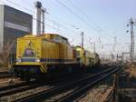 203 316-5 der DB Bahnbau in Richtung Frankfurt-Sd am 14.03.06 an der Main-Neckar-Brcke in Frankfurt.