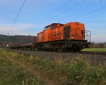 203 156-5 (BBL Lok 12) mit leeren Flachwagen-Ganzzug in Fahrtrichtung Süden.