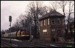 Ausfahrt des E 2859 aus Walkenried nach Nordhausen, den hier am 21.3.1992 um 17.08 Uhr die 204257 am Haken hatte.