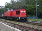 BR 204 641 im Bahnhof Lobenstein mit Gterzug in Richtung Blankenstein (Saale); Juli 2006 