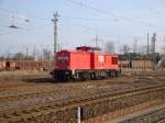 Lok 105 der MEG (ehemals 204 860-1) solo in Magdeburg-Rothensee am 04.03.2009