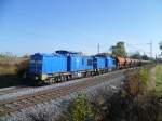 Pressdoppel 204 012-4 und 204 033-9 mit einem Schotterzug in Obermylau am 29.10.11.