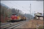 V100 1041 durchfhrt am 08.03.08 mit  Baugermpel  Gingen(Fils) und ist auf dem Weg ber die Filsbahn (KBS 750) in Richtung Stuttgart.